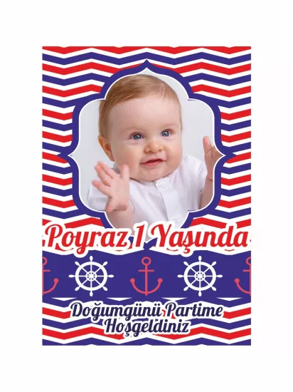 Doğum Günü Ayaklı Karşılama Panosu Denizci Temalı Kırmızı Mavi Çizgili Zemin Çapa ve Dümen Desenli Fotoğraflı Erkek Bebek 1 Yaş Parti Konsept Modelleri ve Fiyatları | Zajabaskı